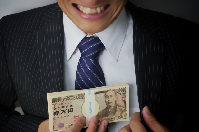 ヤミ金業者は金をせしめてほくそ笑む。竹田市の弁護士や司法書士への無料相談に一歩踏み出す